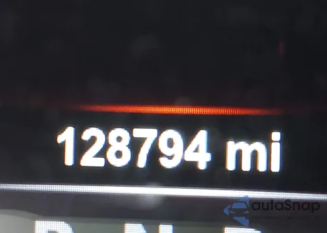 2018 Ram 1500 Laramie 4X2 5'7 Box из США, поврежденный, VIN 1C6RR6NT6JS219075